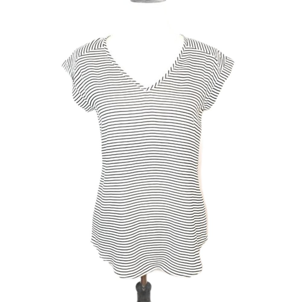 ♦️5/$20 Express White & Black Striped Satin Tee Top XS